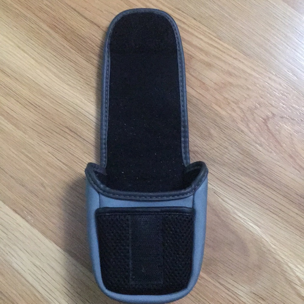 Camera case - Picture 2 of 2